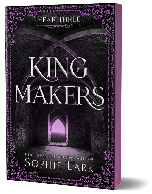 Kingmakers: Year Three (Deluxe Edition) (Special) - Ingram